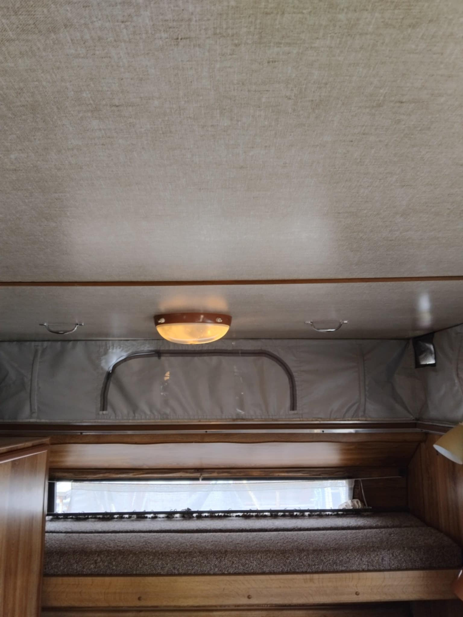 1986 Jayco 15F Double Bunk Caravan